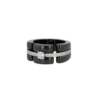 Bague rigide Chanel Ultra en or blanc, céramique noir et diamants