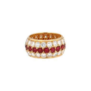 Bague Van Cleef & Arpels  en or jaune, rubis et diamants