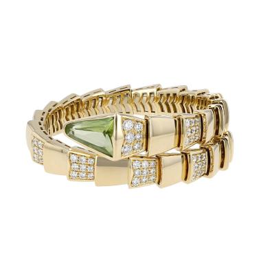 Bracelet Bulgari Serpenti Viper grand modèle en or jaune, diamants et péridot